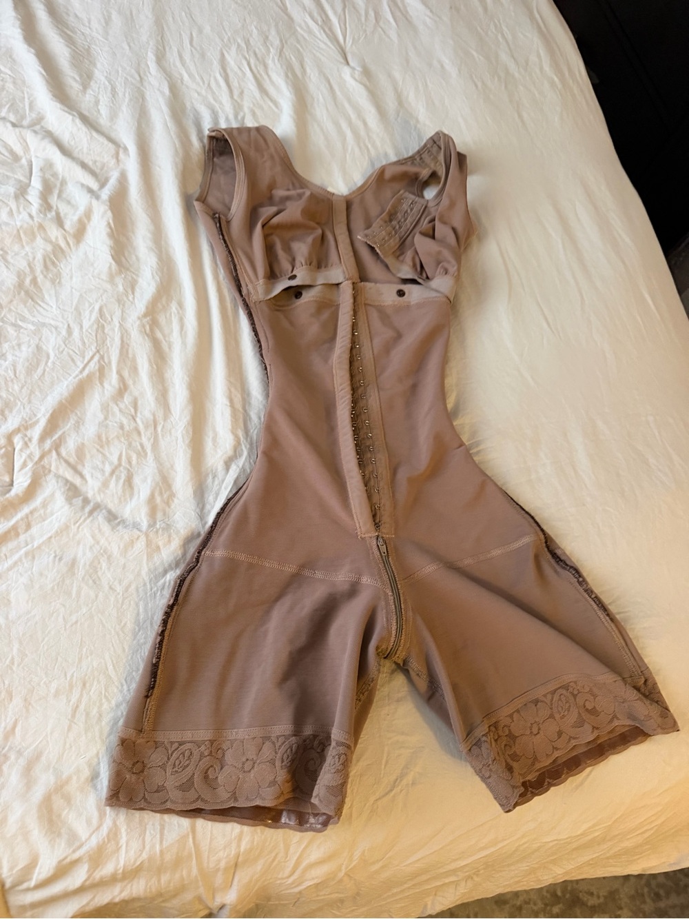 Full-Body Shaping Bodysuit in Mauve Taupe